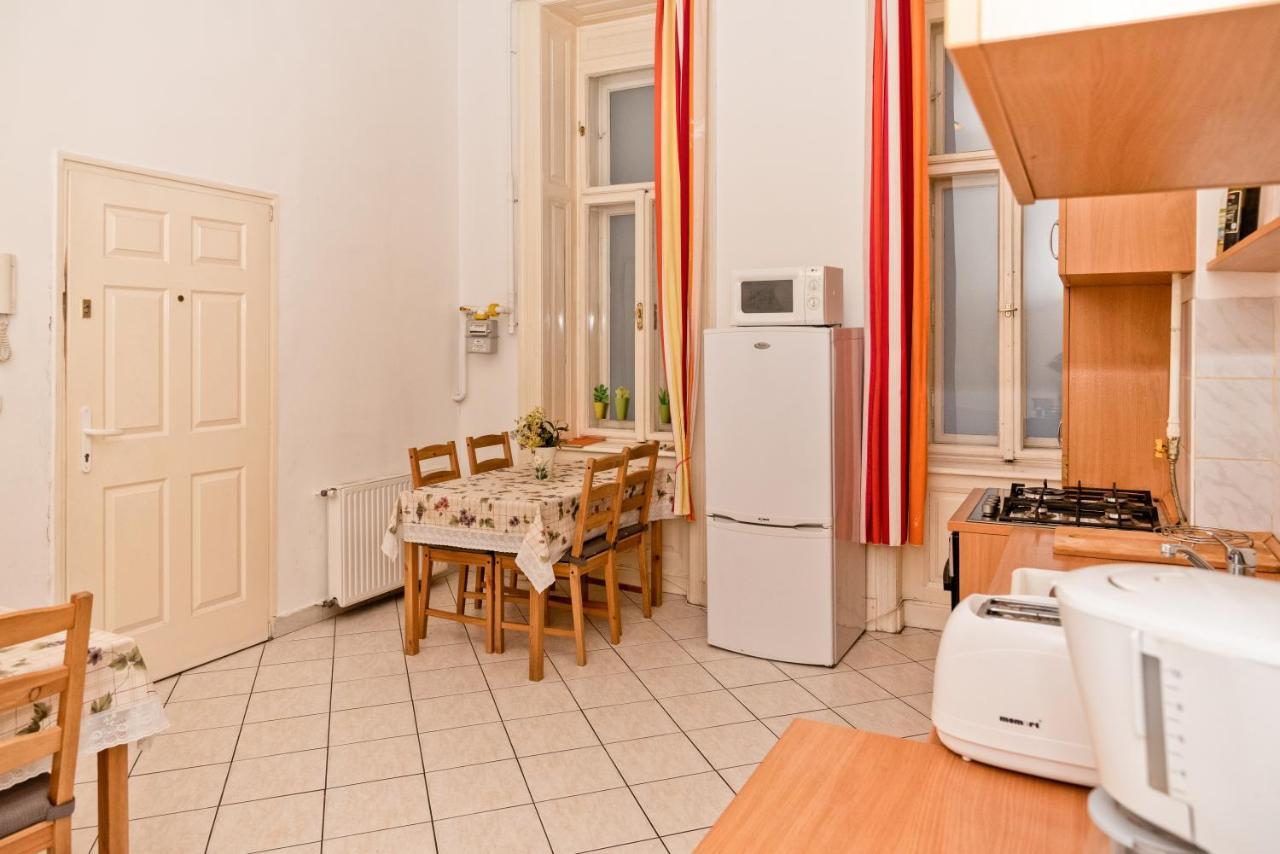 Danubius Grand Astoria Budapest Esterno foto